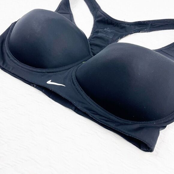 BUY 1 GET 1 FREE Nike Dri fit 34d black white wire free - Picture 2 of 12
